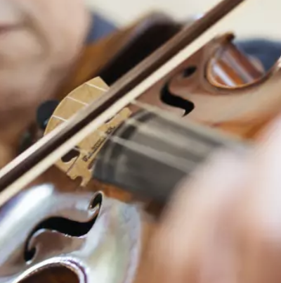 The Violinist Fighting For The Rights Of Hollywood’s Musicians